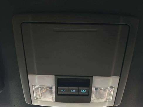 Used 2018 Ford Explorer Sport AWD/4WD image 32