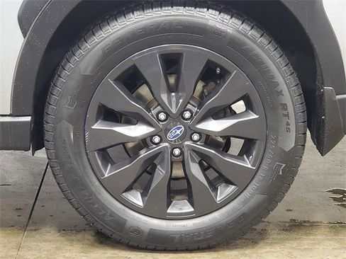 Certified 2023 Subaru Outback Onyx Edition XT image 8