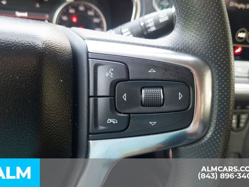 Used 2025 Chevrolet Blazer LT FWD image 29