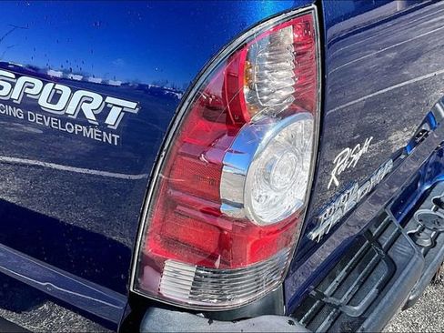 Used 2014 Toyota Tacoma PreRunner w/ TRD Sport Package image 24