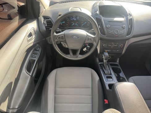 Used 2018 Ford Escape S image 16