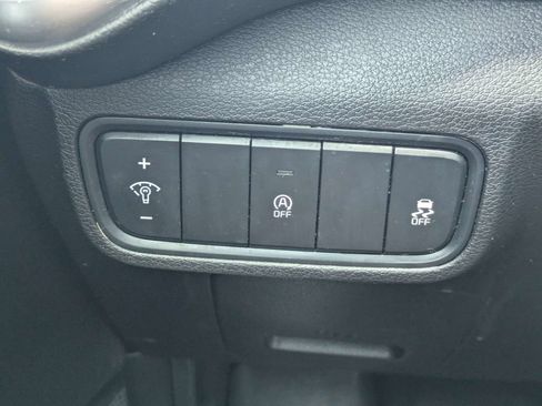 Used 2022 Kia Soul LX FWD image 23