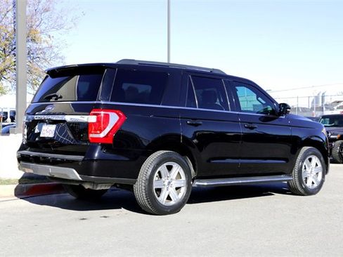 Used 2019 Ford Expedition XLT w/ Equipment Group 202A image 5