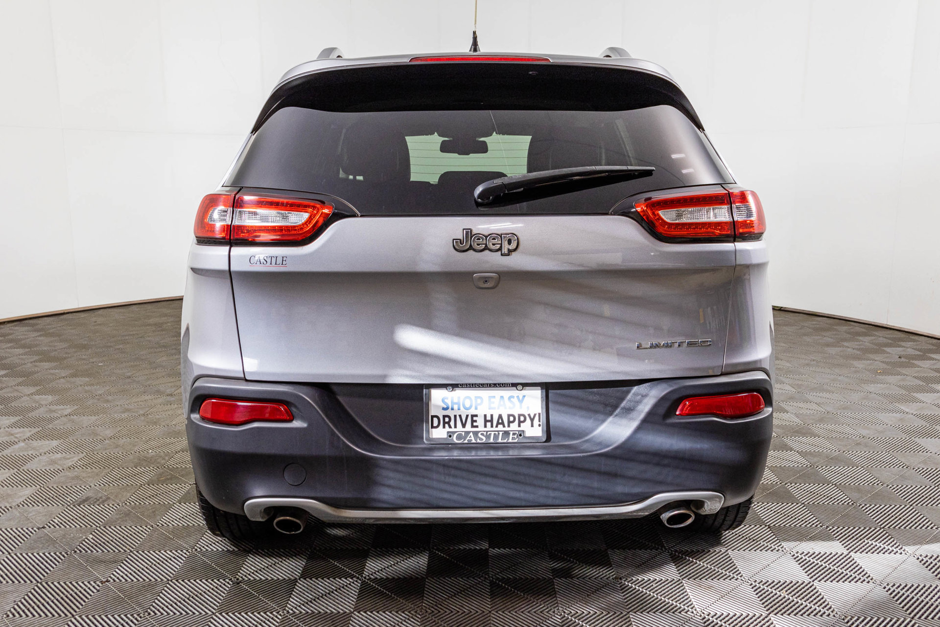Used 2014 Jeep Cherokee Limited w/ Luxury Group FWD image 16
