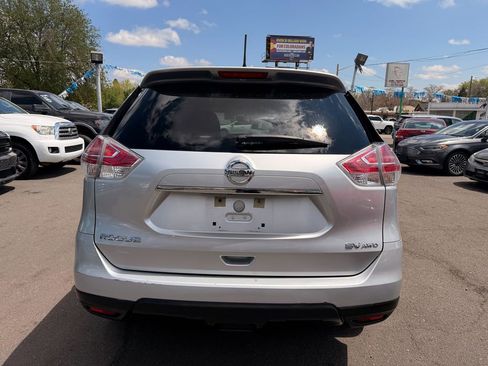 Used 2016 Nissan Rogue SV AWD/4WD image 4