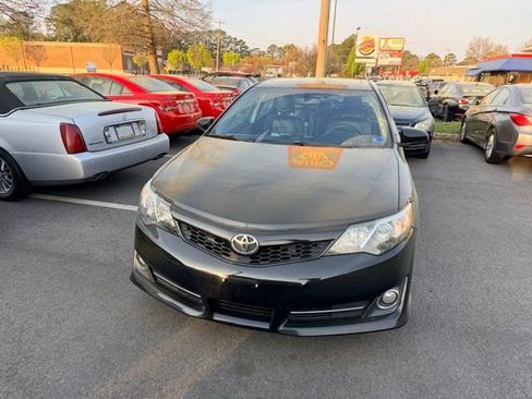Used 2012 Toyota Camry SE w/ Leather Pkg image 7