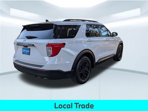 Used 2021 Ford Explorer XLT image 6