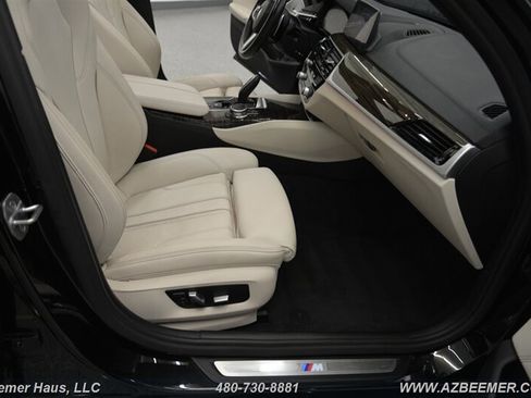 Used 2020 BMW 530i w/ M Sport Package RWD image 19