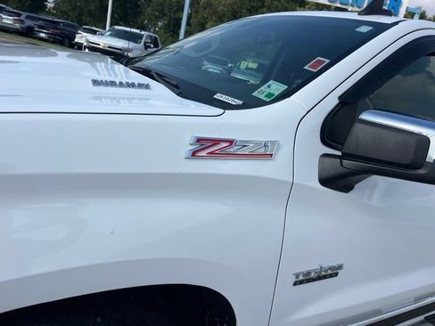 Used 2021 Chevrolet Silverado 1500 LT w/ Texas Edition Plus AWD/4WD image 3