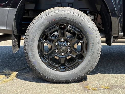 New 2026 Ford Ranger Lariat w/ Black Appearance Package AWD/4WD image 31