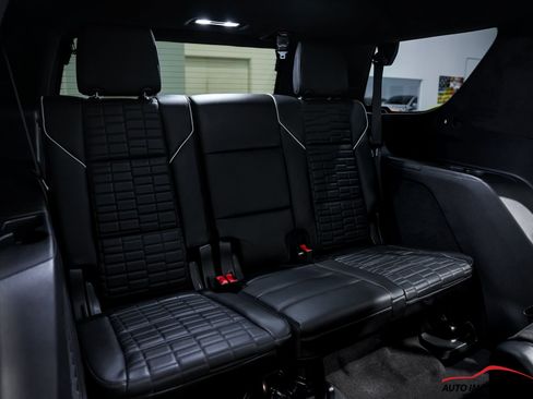 Used 2023 Cadillac Escalade V AWD/4WD image 73