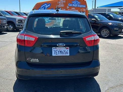 Used 2014 Ford C-MAX Energi SEL w/ Equipment Group 302A FWD image 4