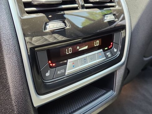 Used 2025 BMW X5 M60i w/ Executive Package AWD/4WD image 11