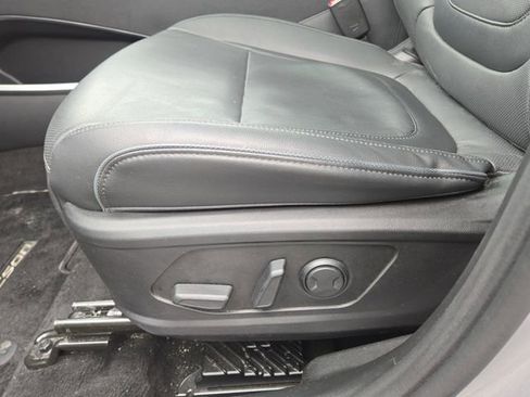 Used 2024 Hyundai Tucson Limited image 23