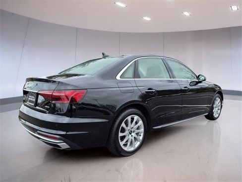 Used 2023 Audi A4 2.0T Premium image 2