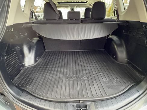 Used 2018 Toyota RAV4 XLE image 24