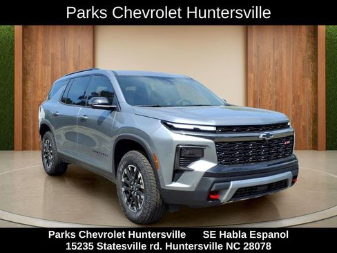 New 2026 Chevrolet Traverse Z71 w/ Enhanced Driving Package AWD/4WD image 1