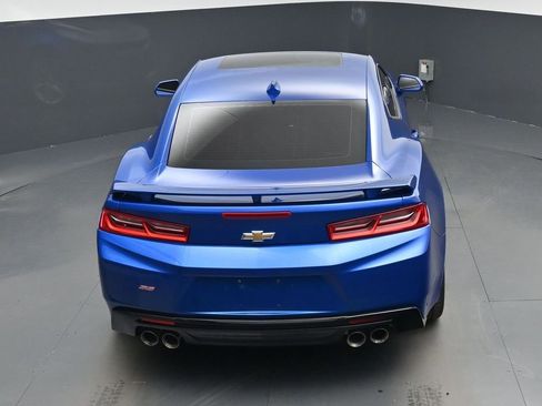 Used 2018 Chevrolet Camaro SS image 25