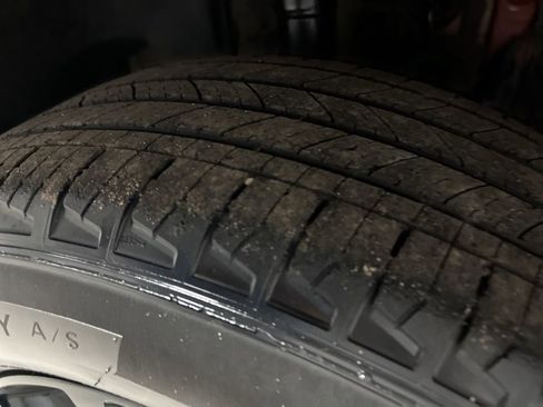 Used 2022 Toyota RAV4 LE image 41