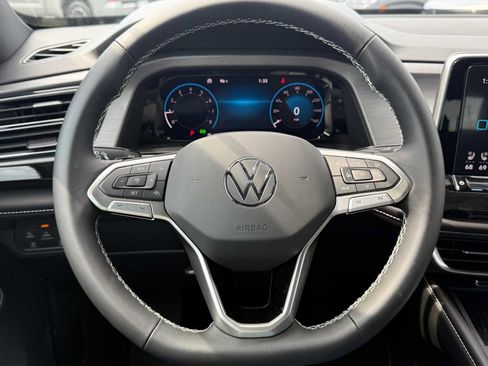 New 2026 Volkswagen Atlas Cross Sport SE AWD/4WD image 10