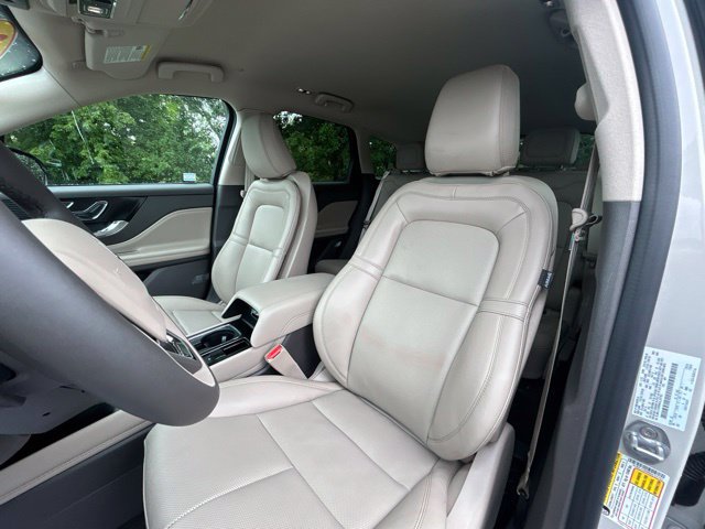 Used 2022 Lincoln Corsair AWD w/ Equipment Group 101A image 30