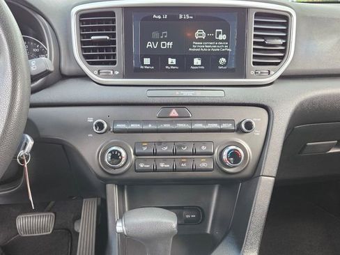 Used 2021 Kia Sportage LX image 19