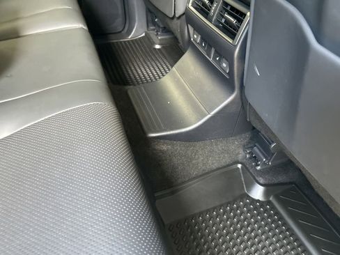 Used 2024 Lexus GX 550 image 28