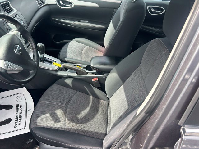 Used 2015 Nissan Sentra SV FWD image 9