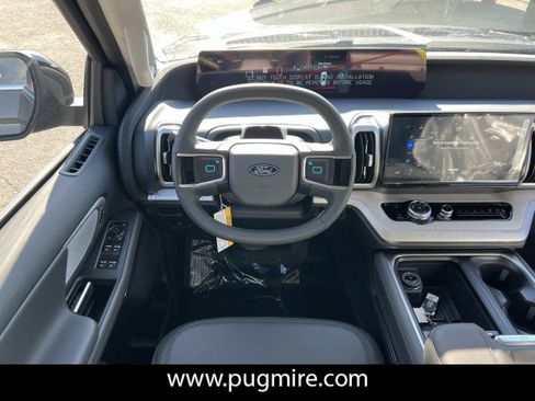 New 2026 Ford Expedition Max Active RWD image 15