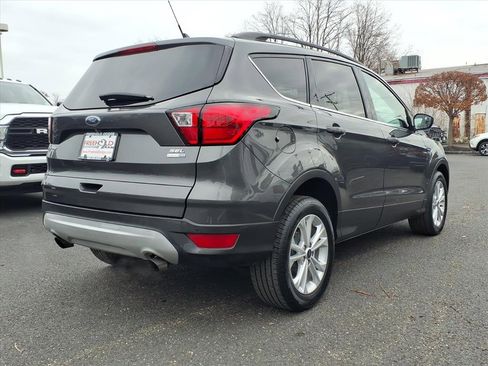 Used 2019 Ford Escape SEL image 19