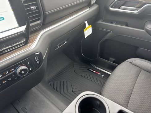 New 2026 Chevrolet Silverado 3500 LT w/ Convenience Package image 19