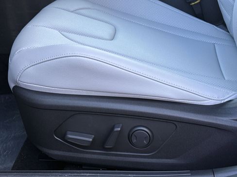 New 2026 Hyundai Elantra Limited w/ Cargo Package image 14