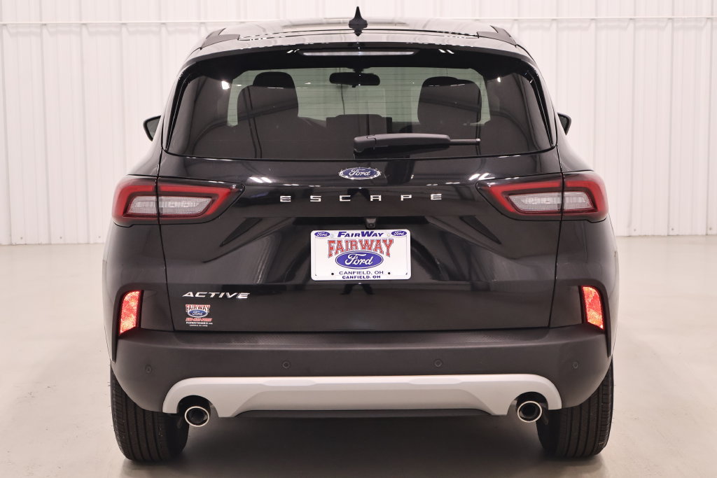 Certified 2023 Ford Escape Active w/ Tech Pack #2 FWD image 9