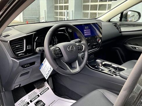 New 2026 Lexus NX 350h 350h Premium image 6