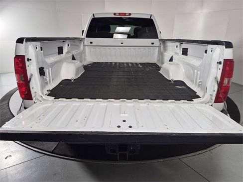 Used 2012 Chevrolet Silverado 3500 LT image 17