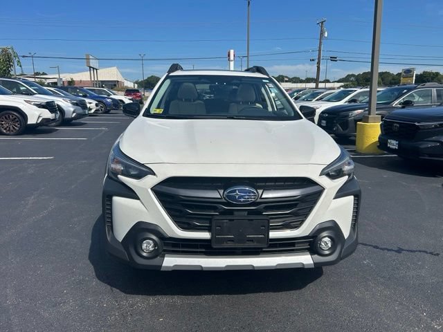 Used 2024 Subaru Outback Limited AWD/4WD image 2