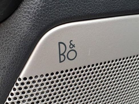 Used 2022 Ford F150 Lariat w/ Equipment Group 502A High image 23