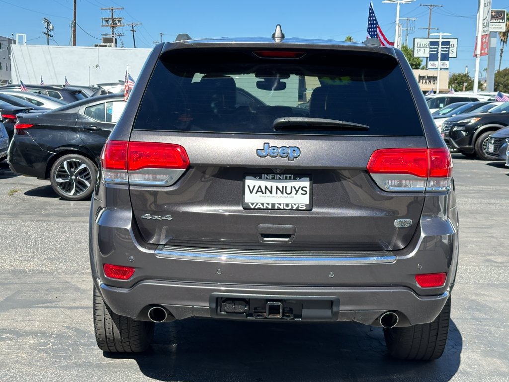 Used 2019 Jeep Grand Cherokee Overland AWD/4WD image 6