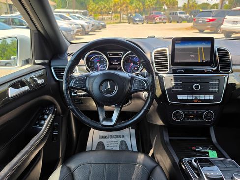 Used 2019 Mercedes-Benz GLS 450 4MATIC image 15