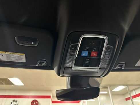 New 2026 RAM 1500 4x4 Crew Cab image 37