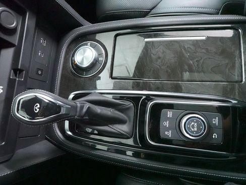 Used 2023 INFINITI QX80 Sensory w/ Cargo Package AWD/4WD image 15