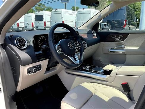 Certified 2023 Mercedes-Benz GLA 250 4MATIC image 18