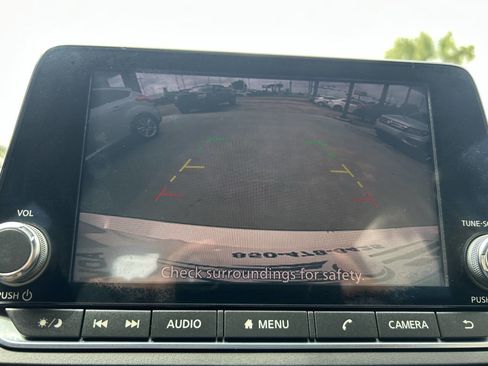 Used 2019 Nissan Altima 2.5 SR image 12