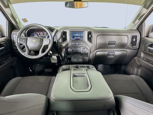 Used 2019 Chevrolet Silverado 1500 Custom w/ Custom Value Package image 12