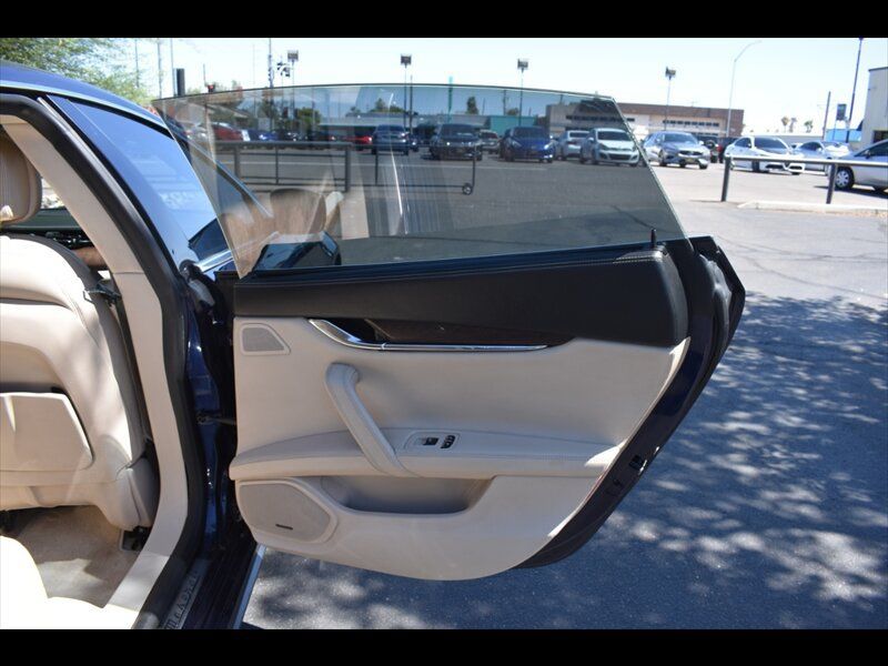 Used 2016 Maserati Quattroporte S RWD image 26