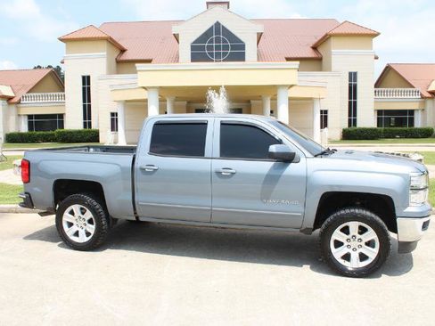 Used 2015 Chevrolet Silverado 1500 LT w/ LT Convenience Package RWD image 2