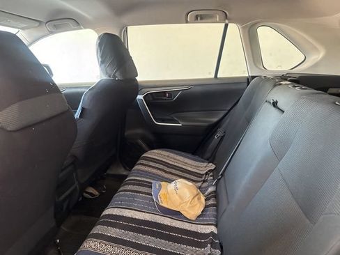 Certified 2021 Toyota RAV4 LE FWD image 10