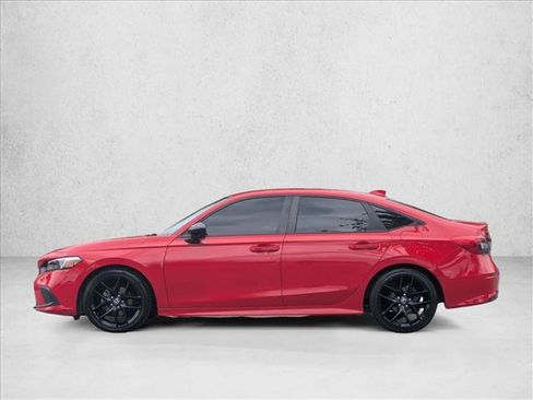Used 2023 Honda Civic Sport image 9