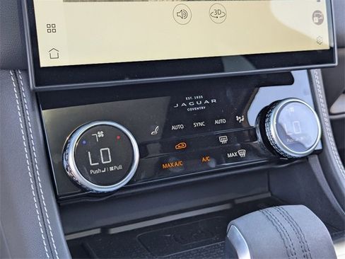 New 2026 Jaguar F-PACE R-Dynamic S image 25