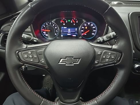 Used 2022 Chevrolet Equinox RS AWD/4WD image 18